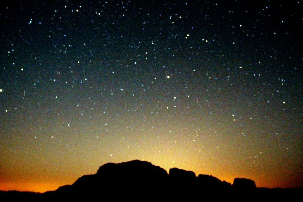 Wadi Rum Sleep Under The Stars 외부 사진